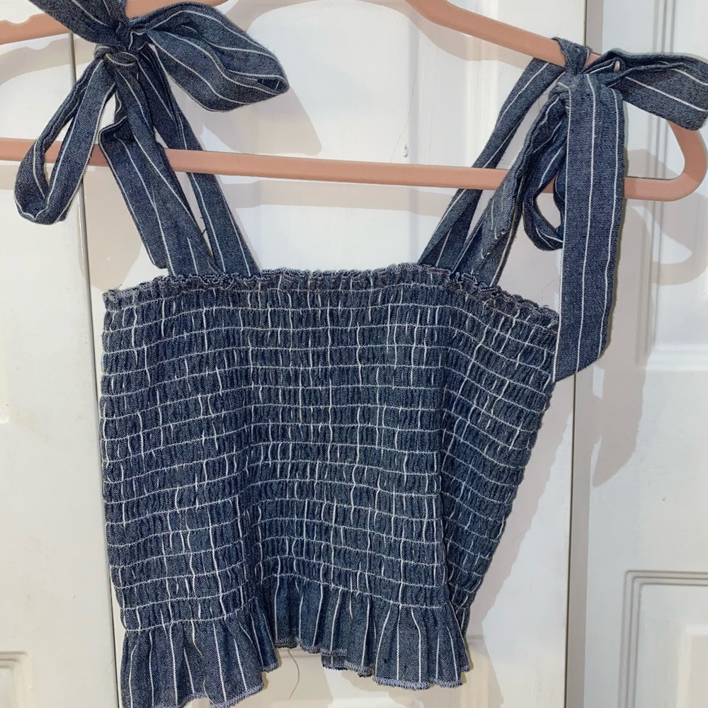 la hearts crop top